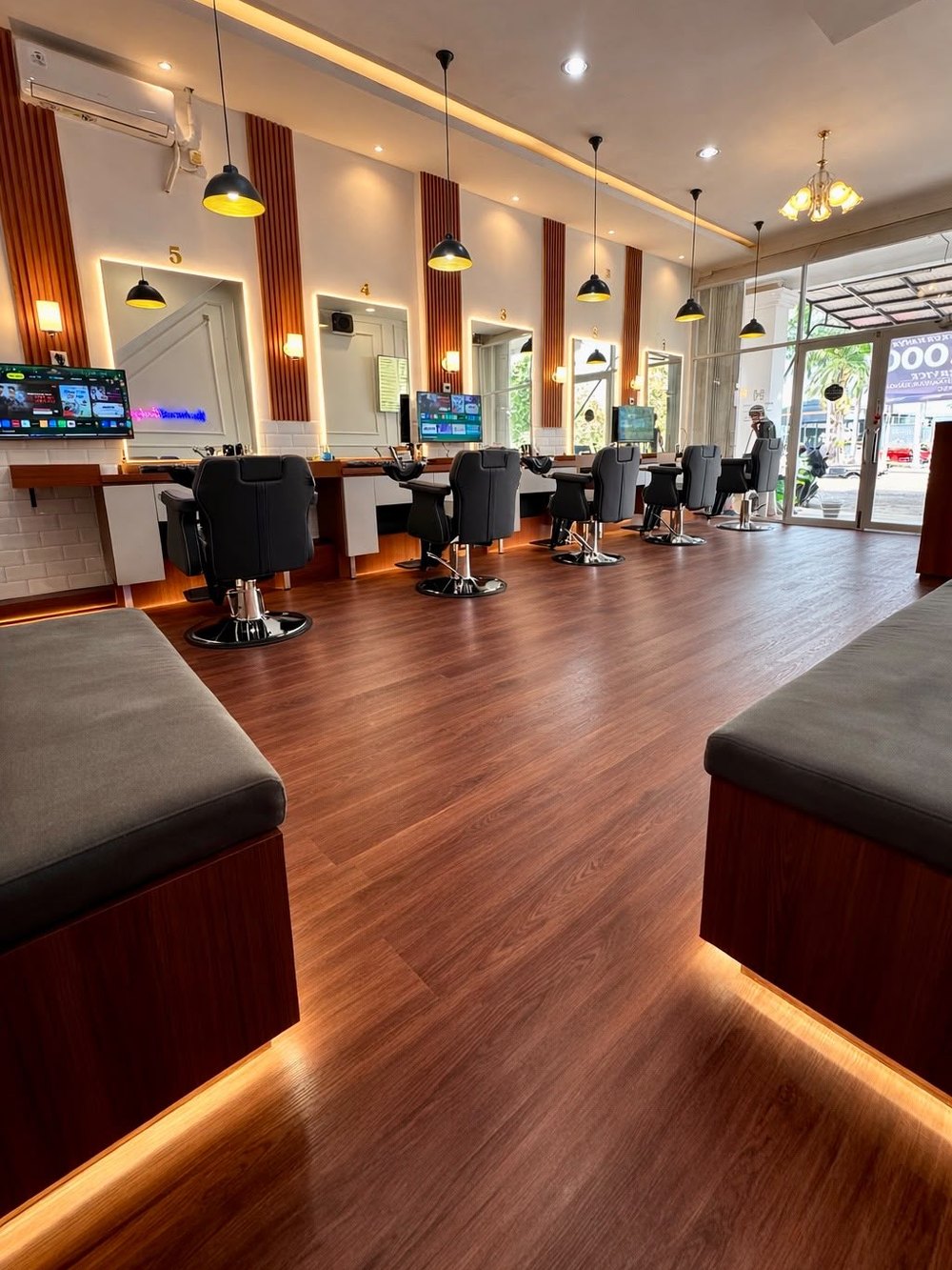 Interior Haircules